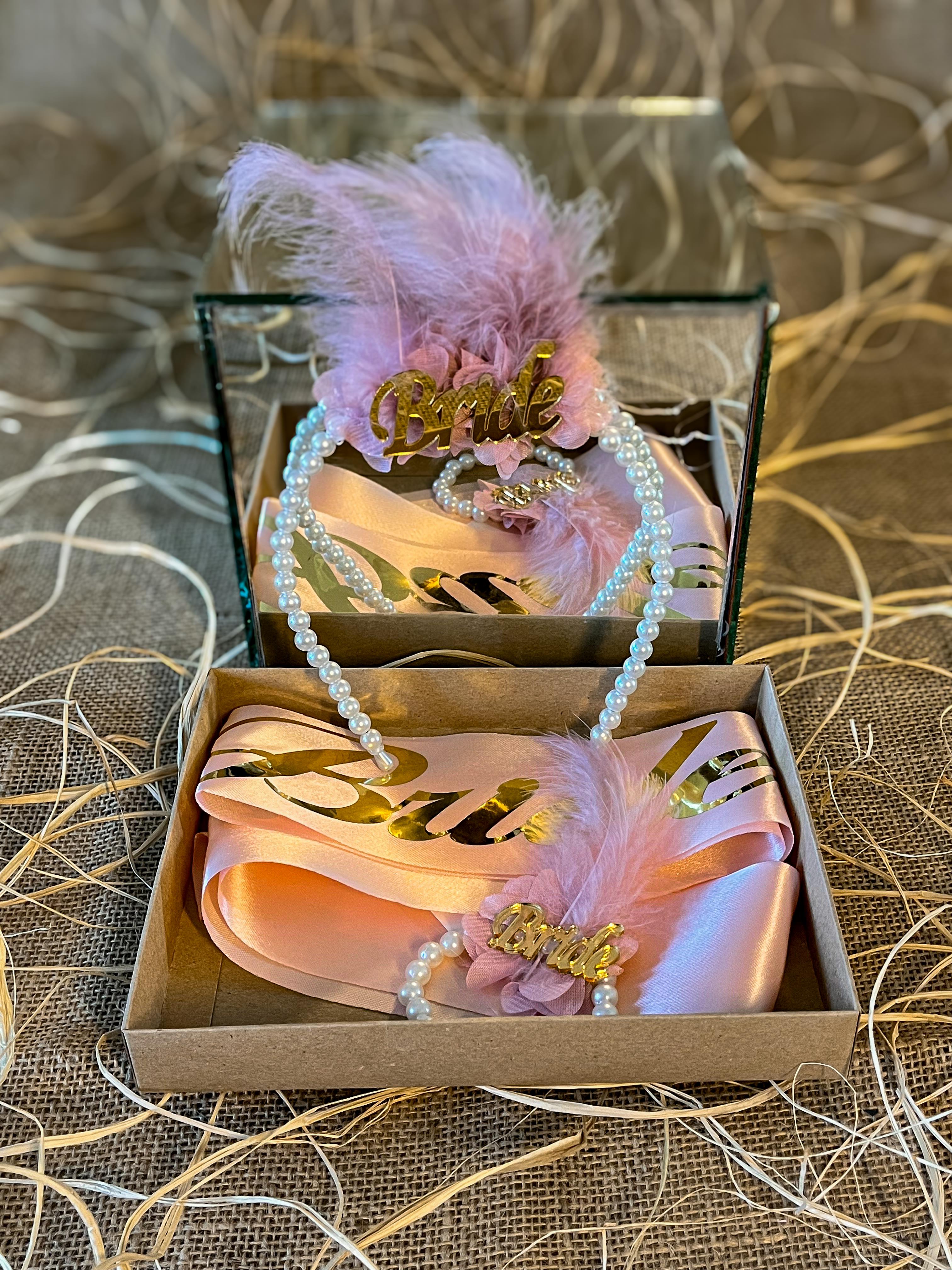 Bekarlığa Veda PartisiBride Rose Taç Kuşak Bileklik Set