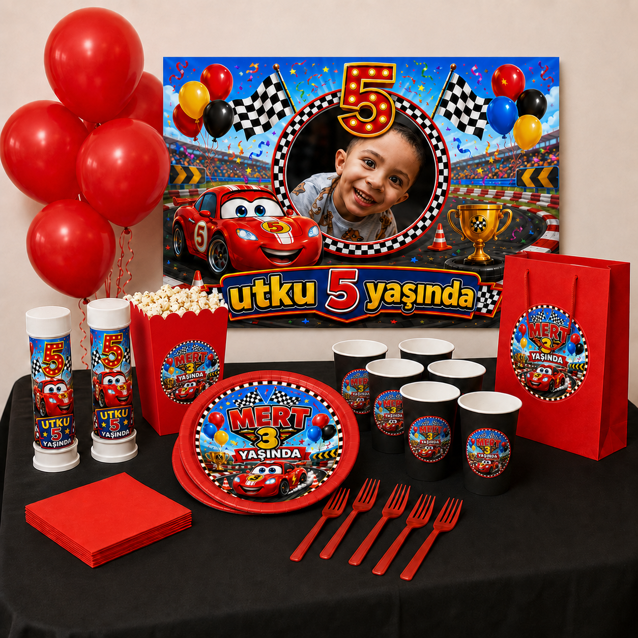 Cars KonseptiKişiye Özel Cars 16 Kişilik Parti Seti