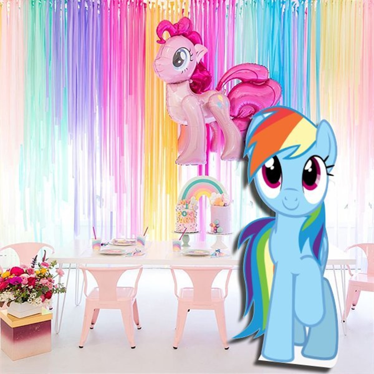 My Little Pony Rainbow Ayaklı Pano 42 x 95 Cm