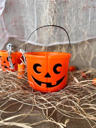 Cadılar Bayramı Balkabağı Şeker Kovası