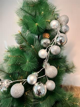 Gümüş Simli Top Süs 180 cm