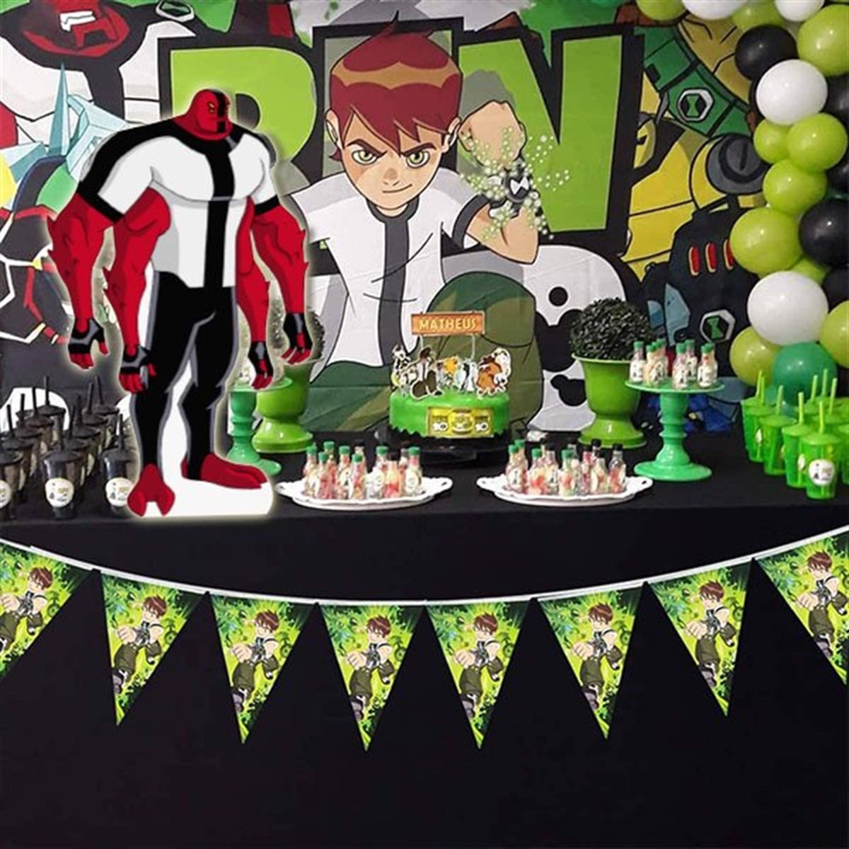 Ben 10 Dört Kol Masa Üstü Ayaklı Pano