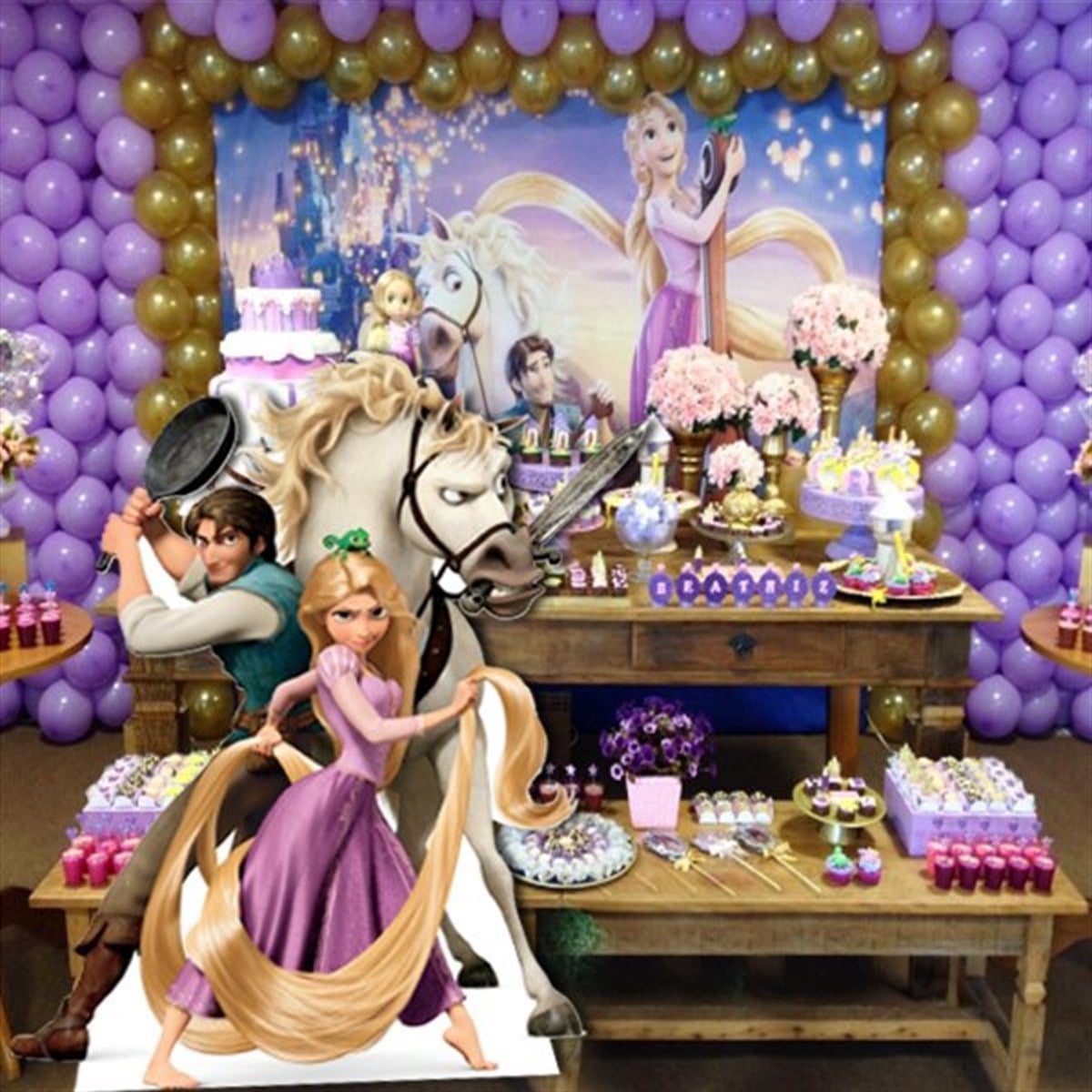 Rapunzel Ayaklı Dekor Pano 69 x 87 Cm