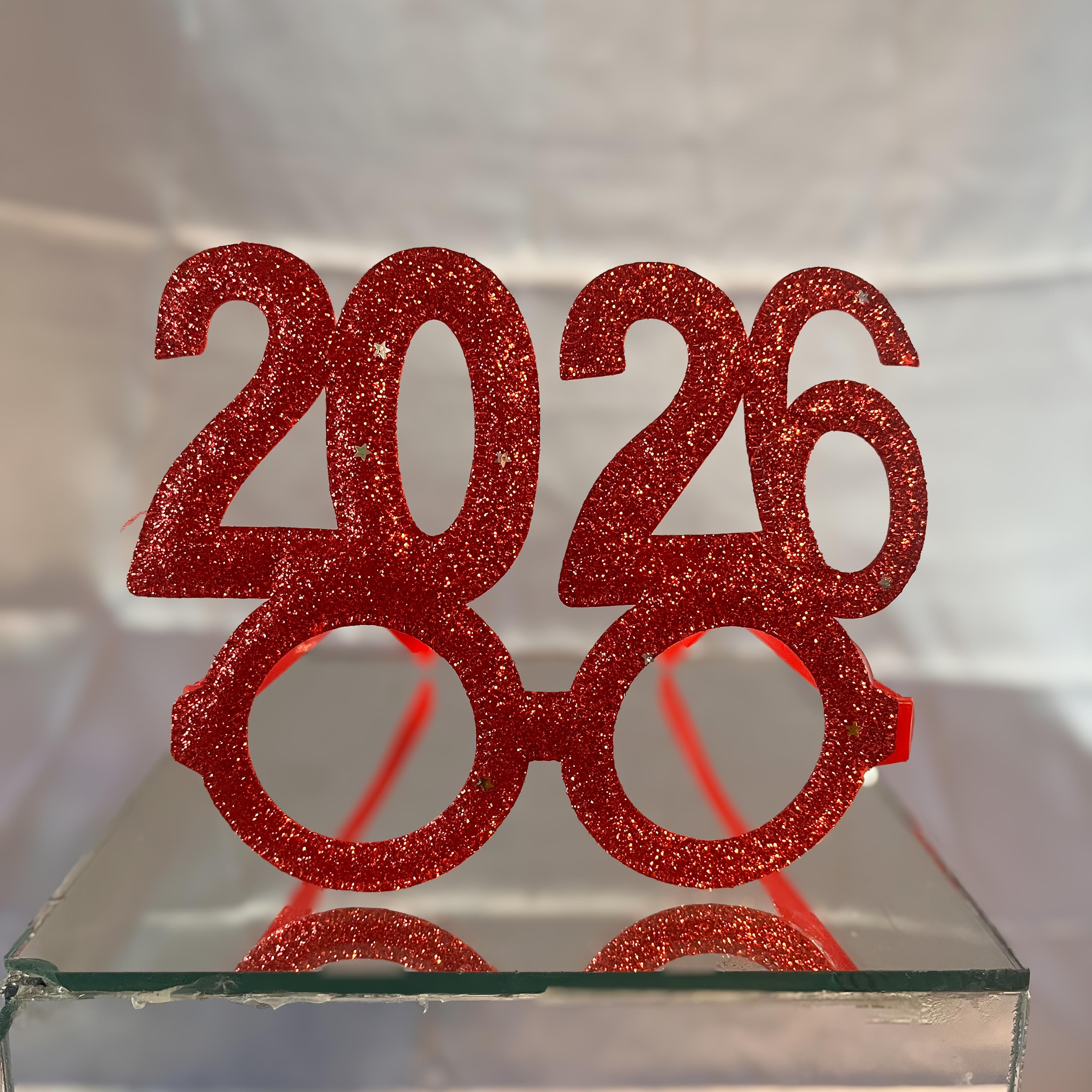 Taç ve GözlükSimli Yılbaşı Kırmızı Gözlük 2026