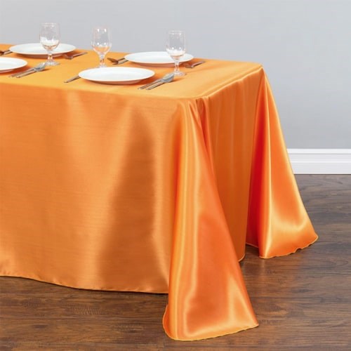 Turuncu Renkli Saten Masa Örtüsü