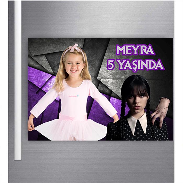 Wednesday Magnet 18 Adet