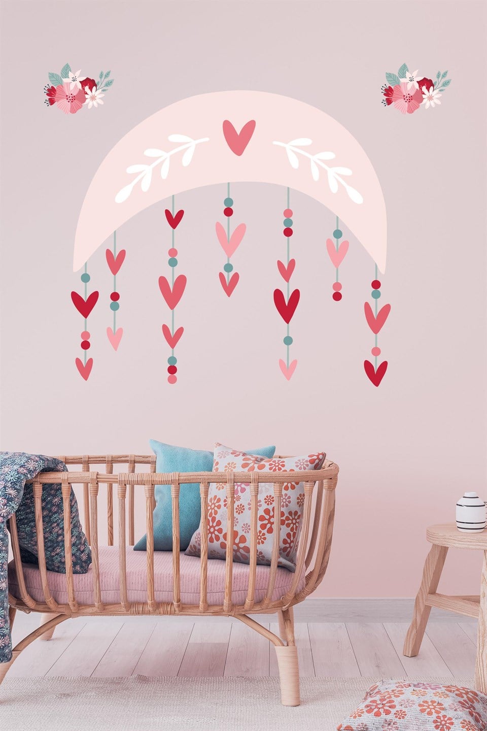 Ay ve Sarkan Kalpler Çocuk Bebek Odası Duvar Sticker