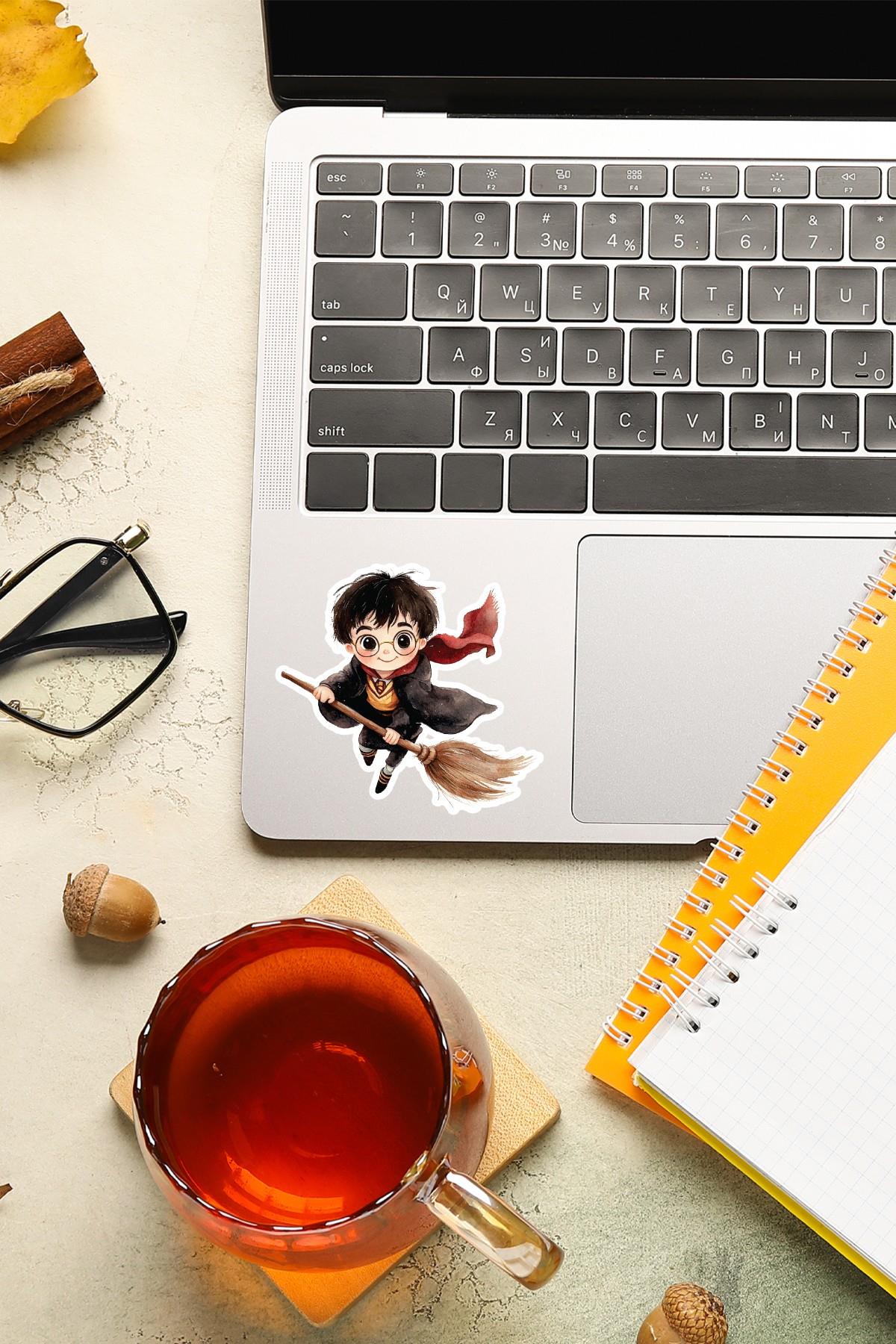 Harry Potter Temalı Mini Sticker Seti –  111 Parça - Sevimli Koleksiyon Stickerları, Eğlenceli Set