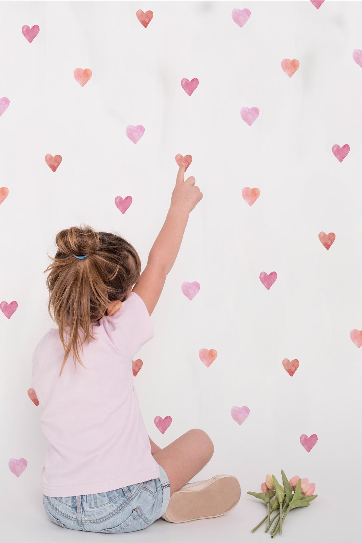 Kalp Sticker Seti, 77 adet Pembe Tonlarda Özel Kesim Duvar Cam Çocuk Odası Sticker, Soft Kalpler