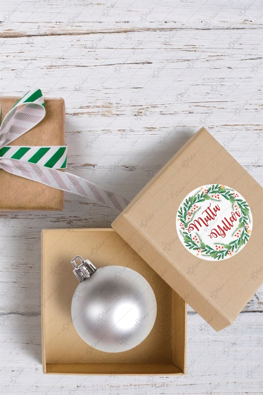 Mutlı Yıllar Sticker 4x4 cm 35 Adet - Suya Dayanıklı Yeni Yıl Yılbaşı Sticker