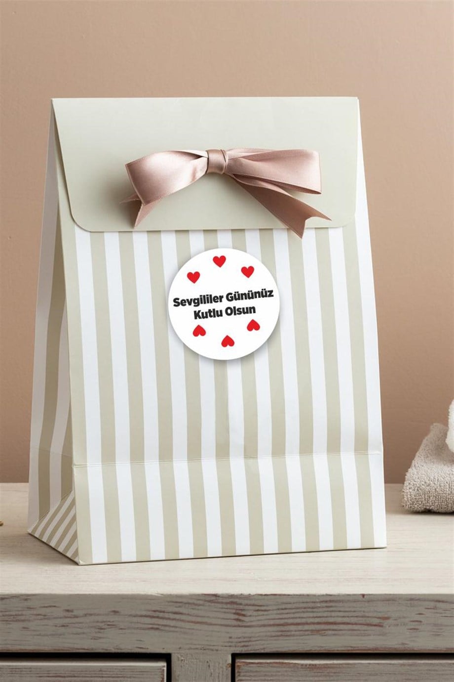 Sevgililer Günü 2 5x5 Cm 100 Adet Yuvarlak Özel Kesimli Sticker Etiket