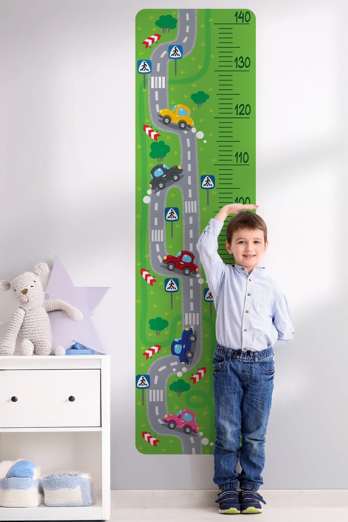 Sevimli Arabalar ve Trafik Temalı Boy Ölçer Sticker Seti Tüm Yüzeylere Boy Cetveli Sticker