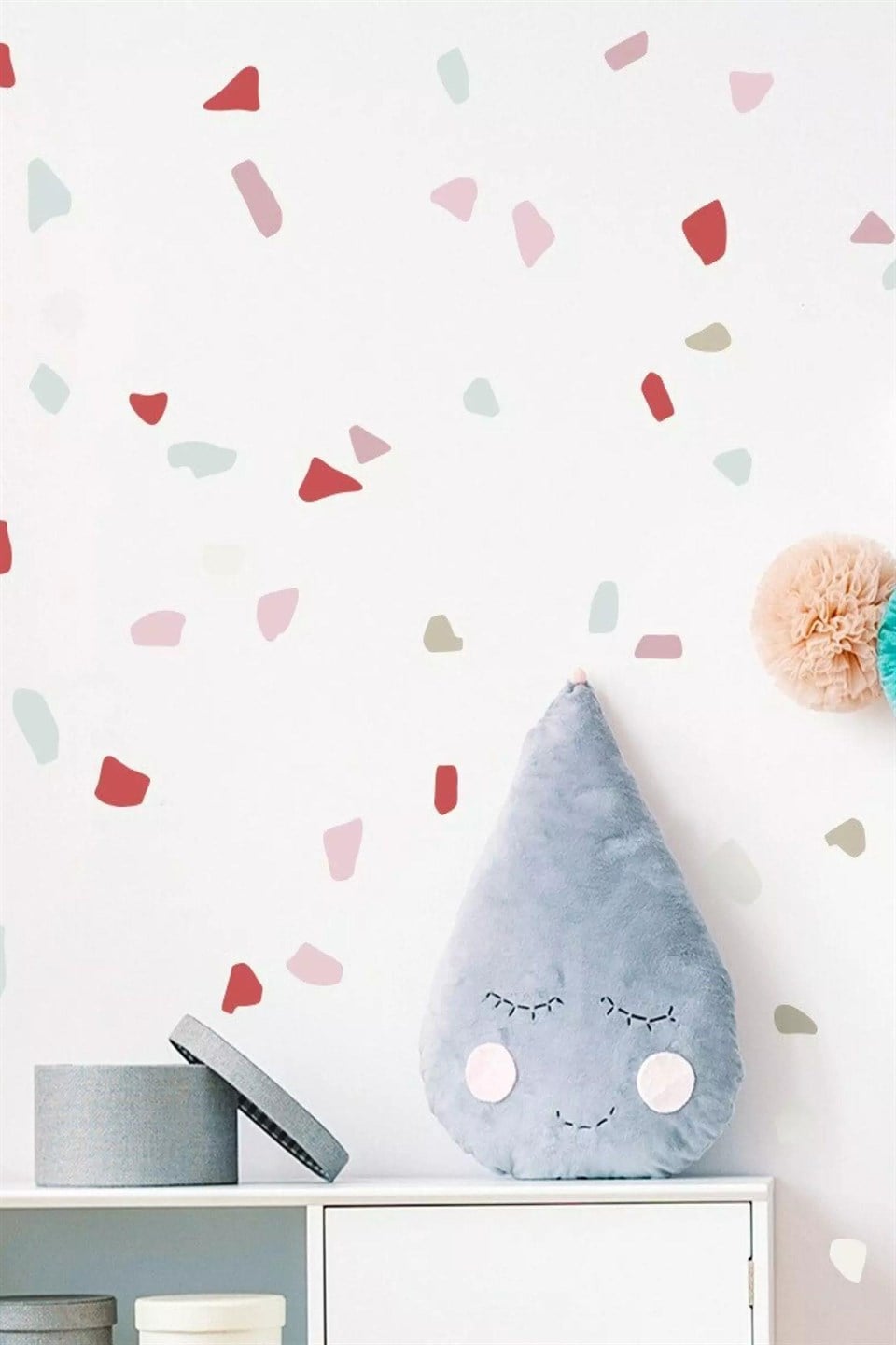 Taş Desen Kırmızı Tonlarda Çocuk Bebek Odası Duvar Sticker