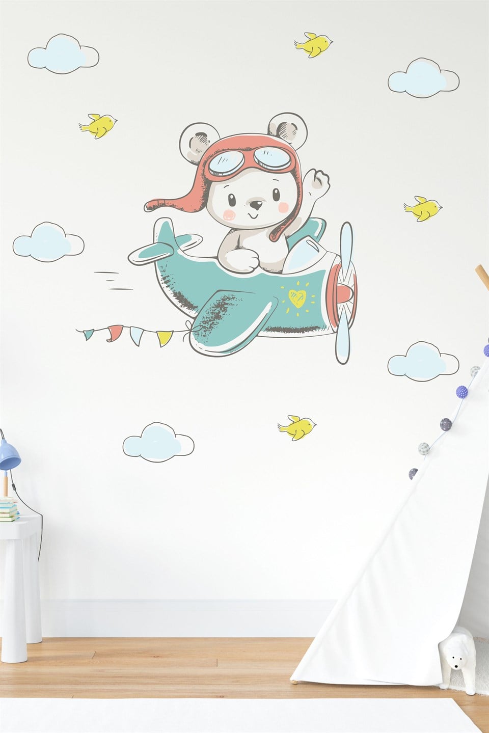 Uçakta Uçan Ayıcık Soft Renklerde Çocuk Odası Sticker