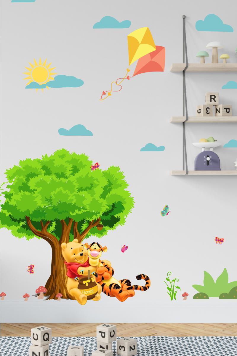 Winnie The Pooh ve Arkadaşı Ormanda Çocuk Odası Dekorasyon Sticker Seti
