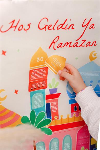 Ramazan Ayı 30 Günlük Etkinlik Panosu , Çocuklara Özel Duvara Asılan Kumaş Etkinlik Panosu Stickerlı
