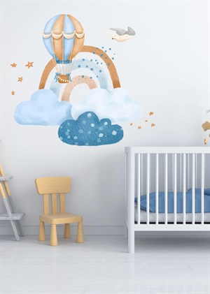 Sevimli Bulutlar Gökkuşağı ve Uçan Balon Mavi Çocuk Odası Sticker