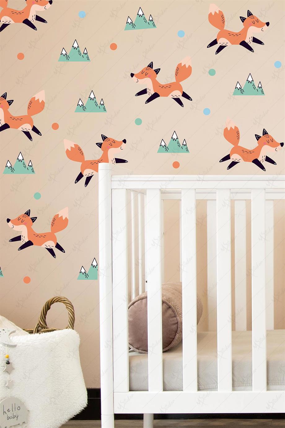 Sevimli Tilki ve Figürler Çocuk Bebek Odası Duvar Sticker Seti