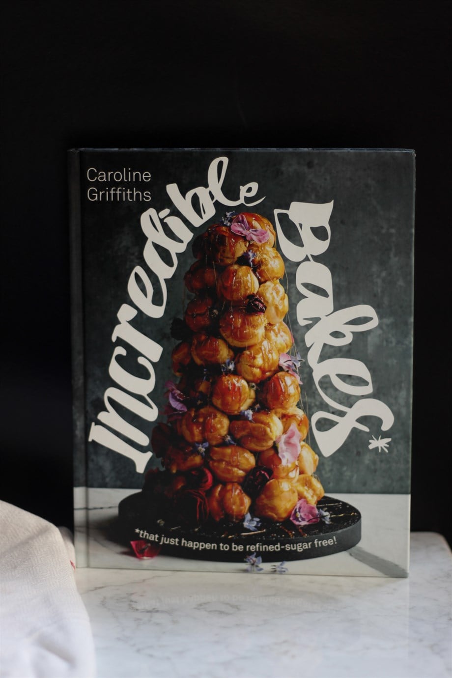 INCREDIBLE BAKES