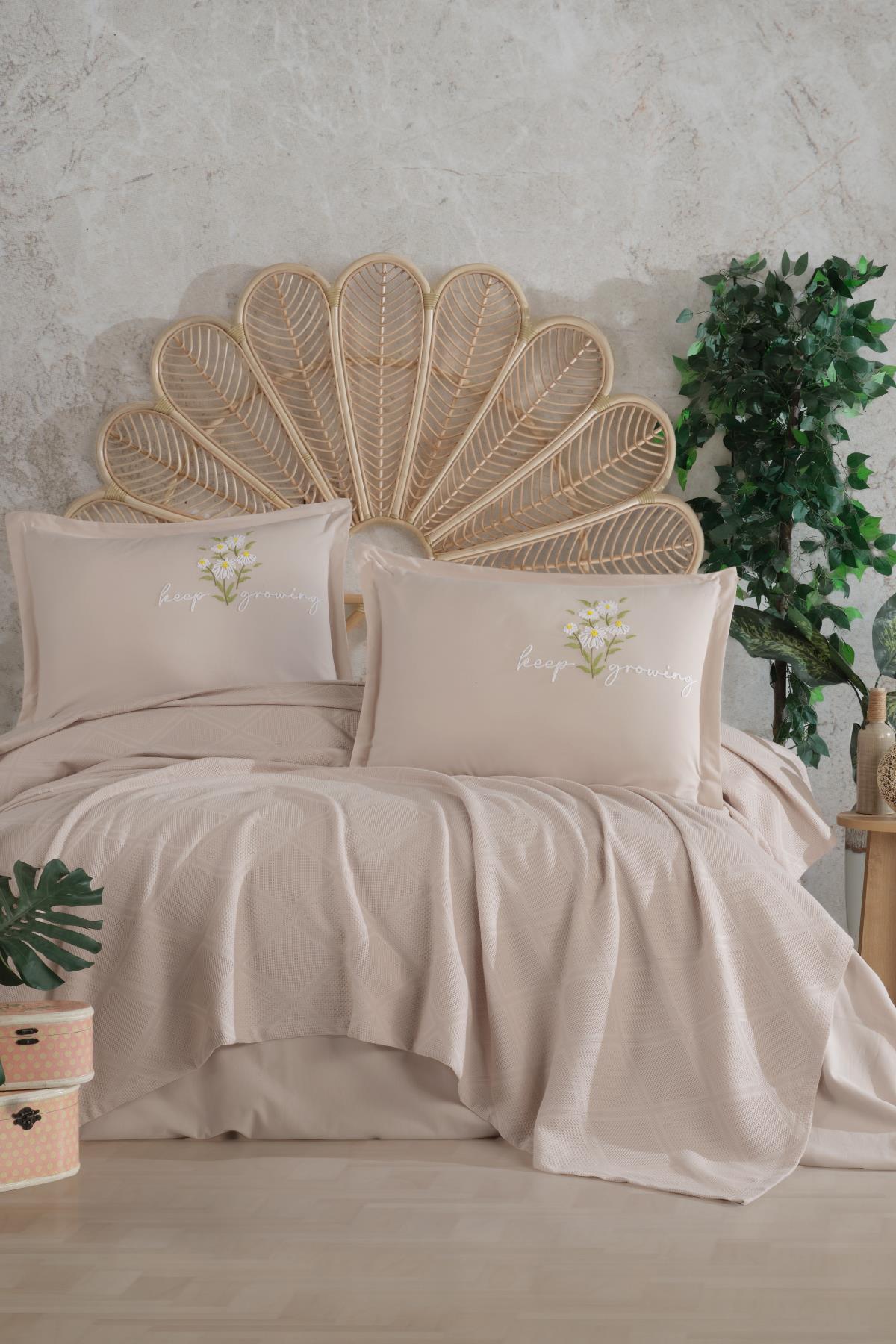 Clasy Butik Nakış Detaylı Tek Kişilik Püsküllü Pike Takımı Etta V5 Taş Rengi