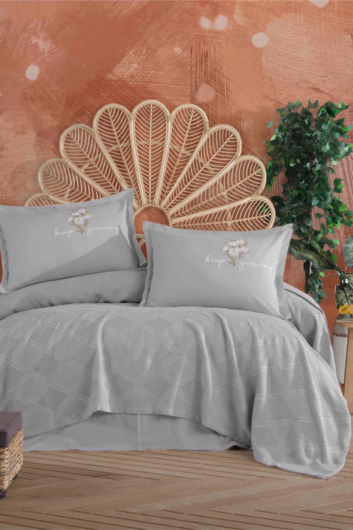 Clasy Butik Nakış Detaylı Tek Kişilik Püsküllü Pike Takımı Etta V3 Gri