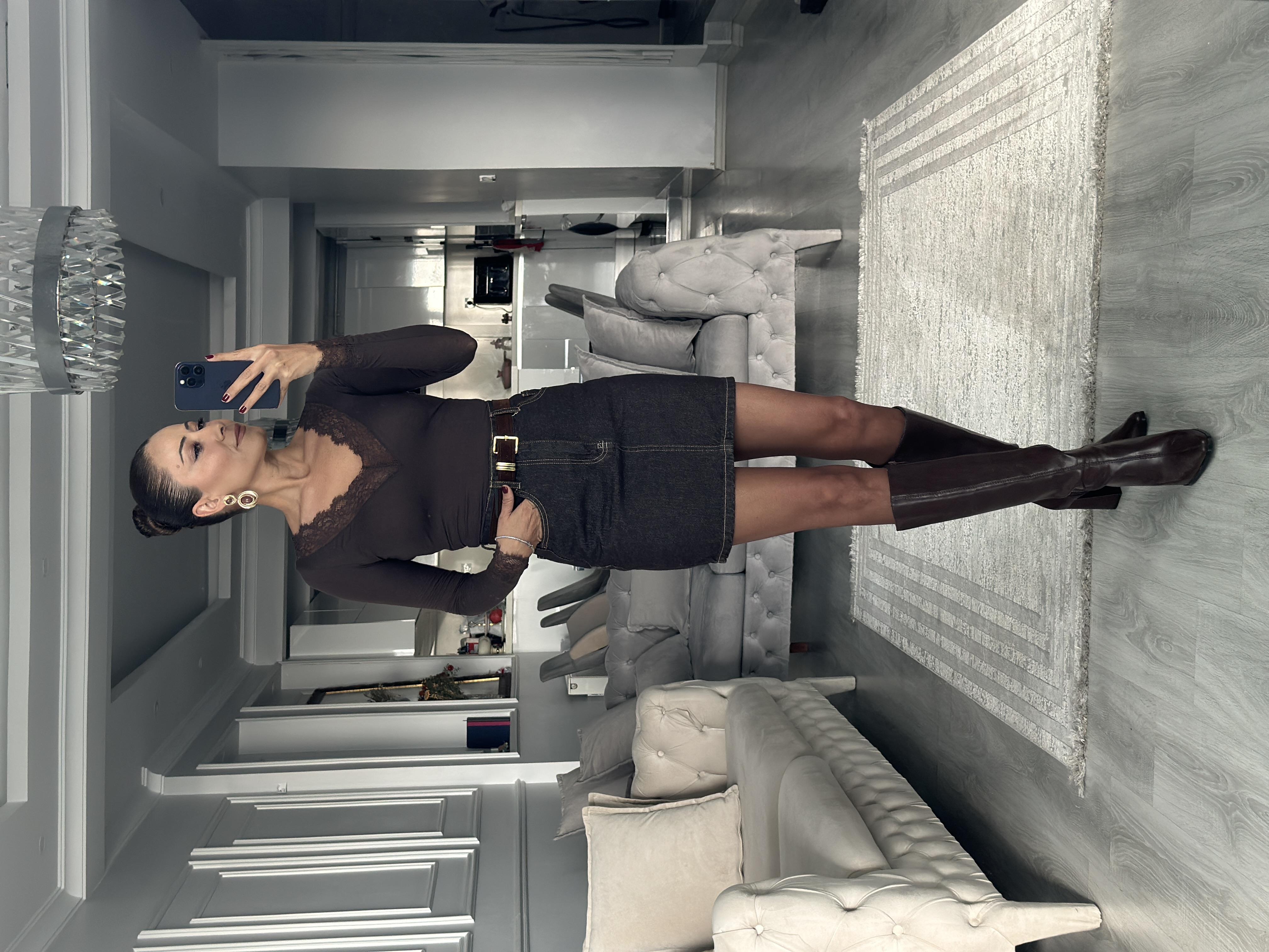 Acı Kahve Yakası Dantelli Kaşmirli Kadın Bluz