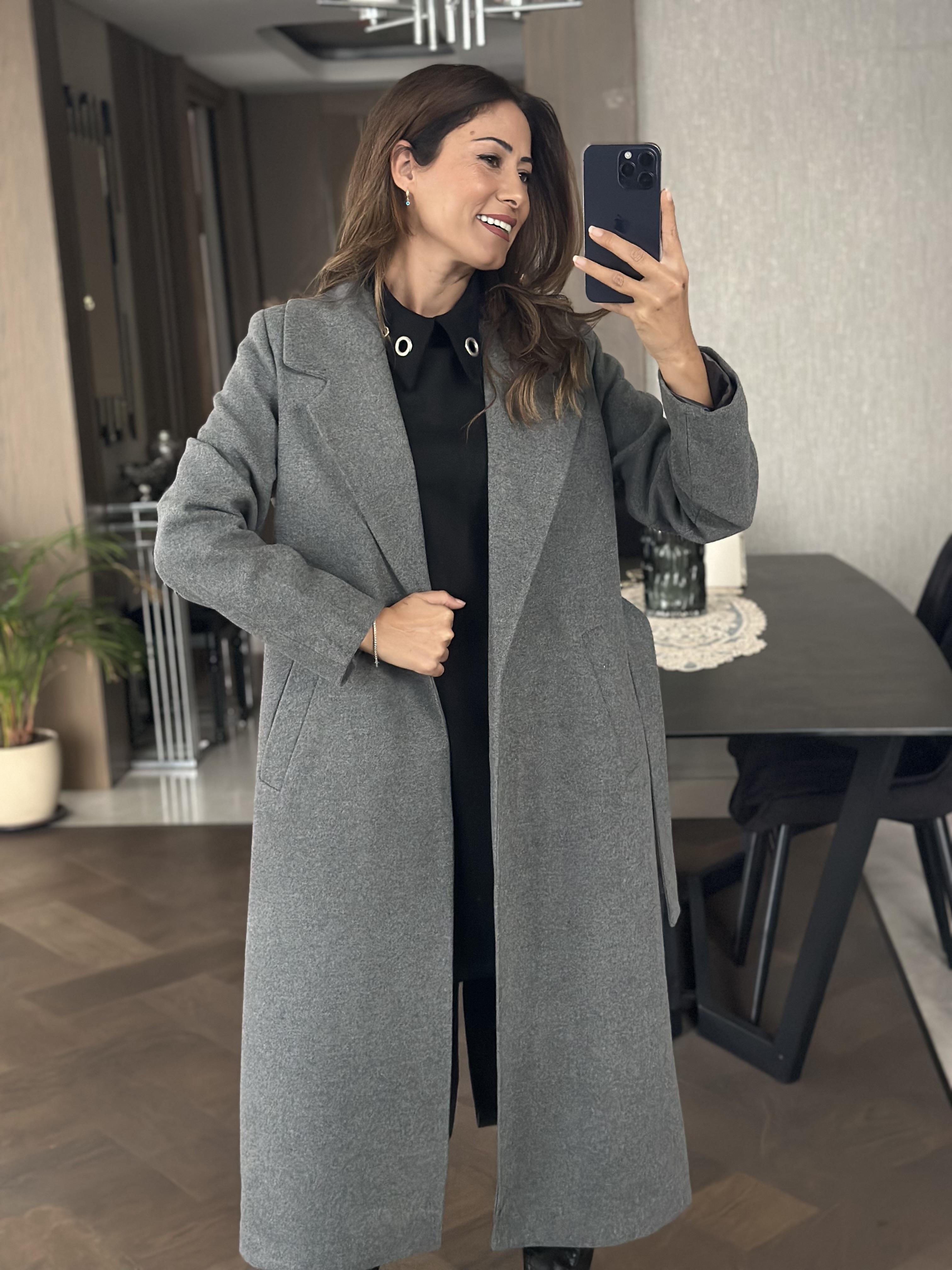 Antrasit Kuşaklı Kesik Yaka Kaşe Kadın Kaban