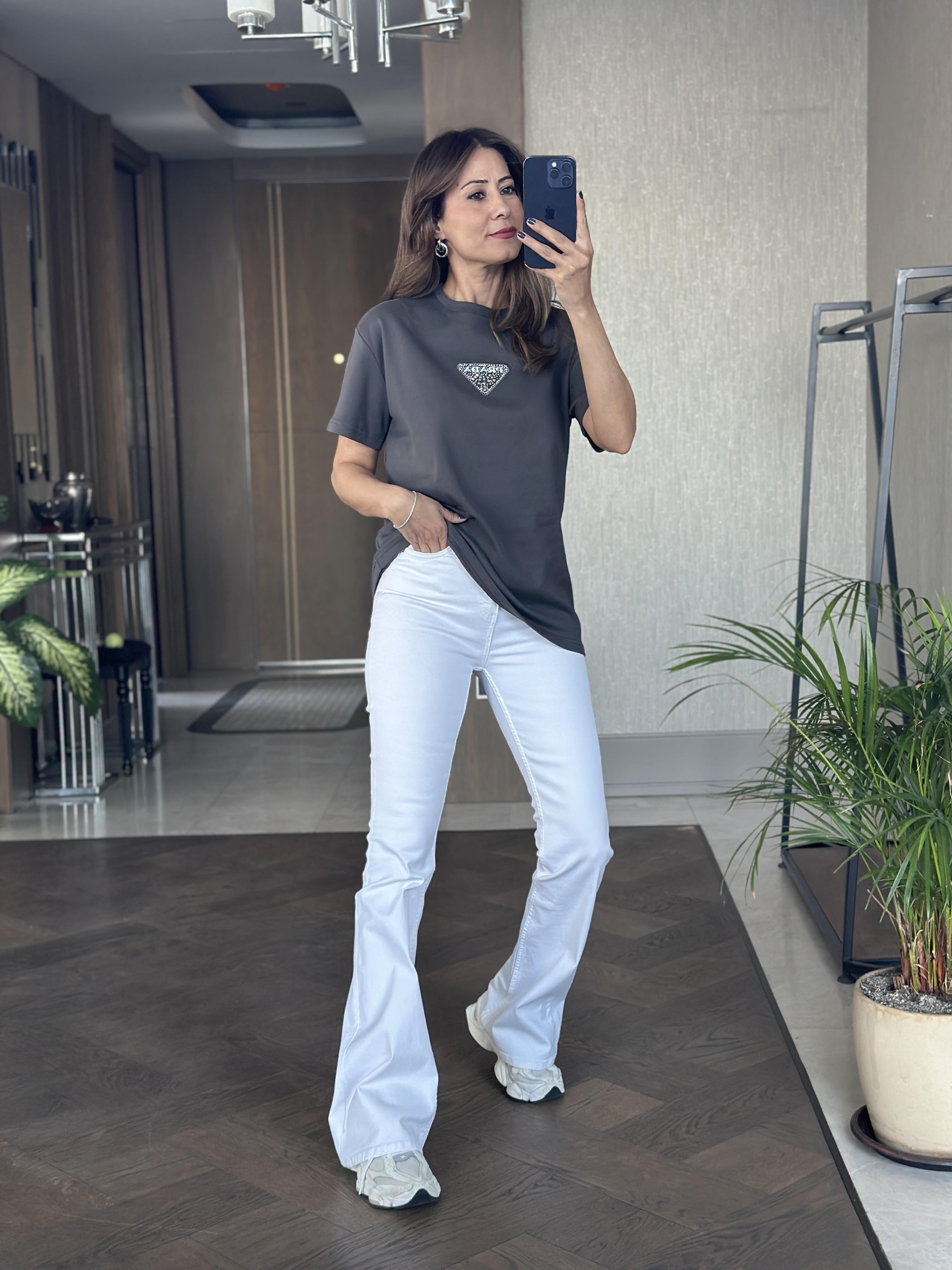 Antrasit Prd Üçgen Logolu Bisiklet Yaka Kadın T-Shirt