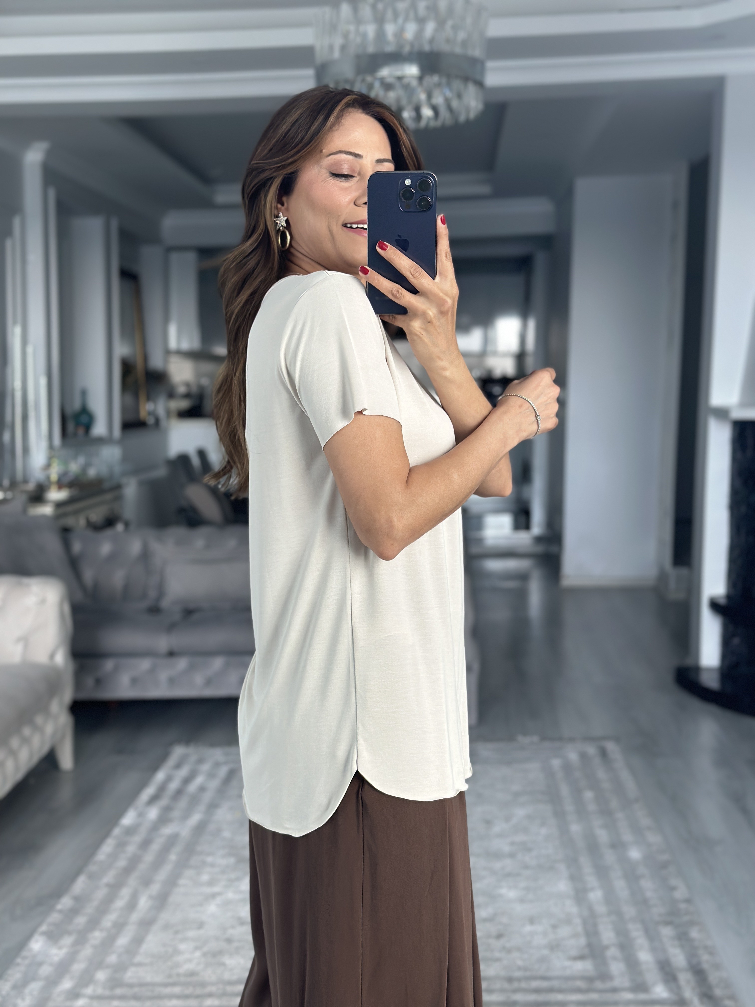 Bej Bisiklet Yaka Modal Kadın T-Shirt