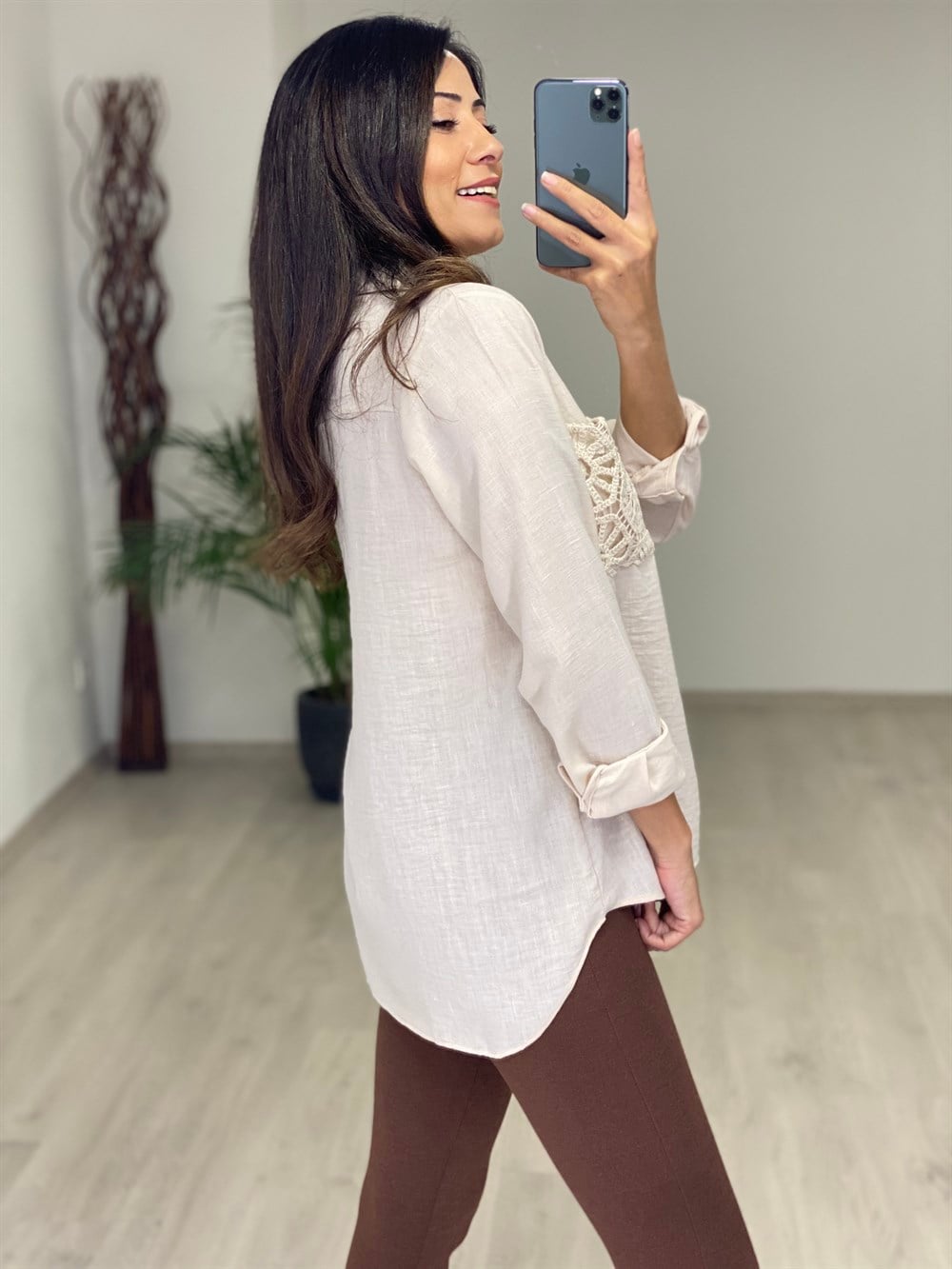 Bej Cebi Örgü Detay Krinkıl Kadın Gömlek