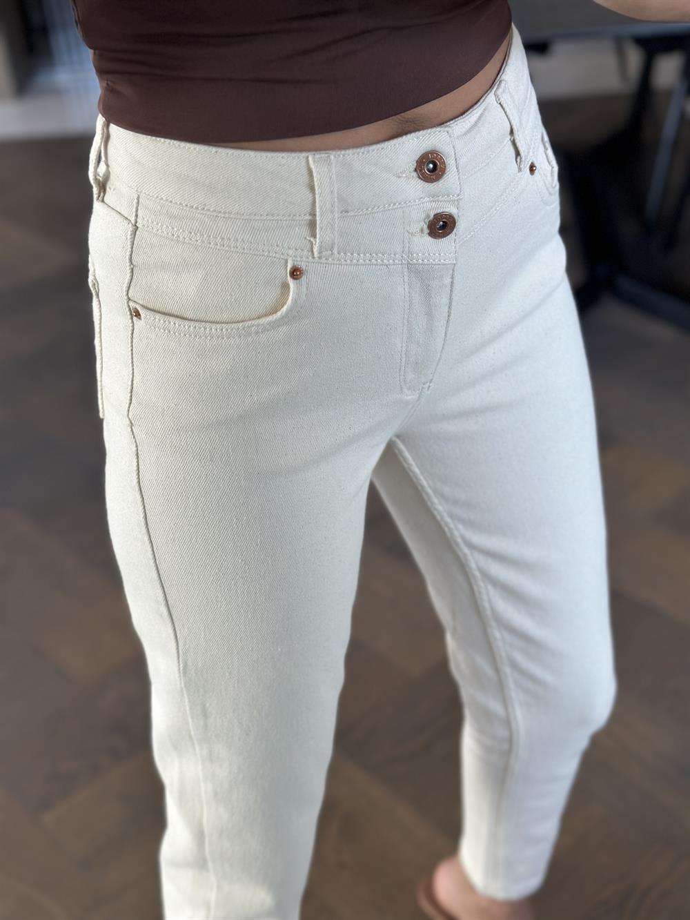 Bej Karol İki Düğmeli  Mom Fit Kadın Jean Pantolon