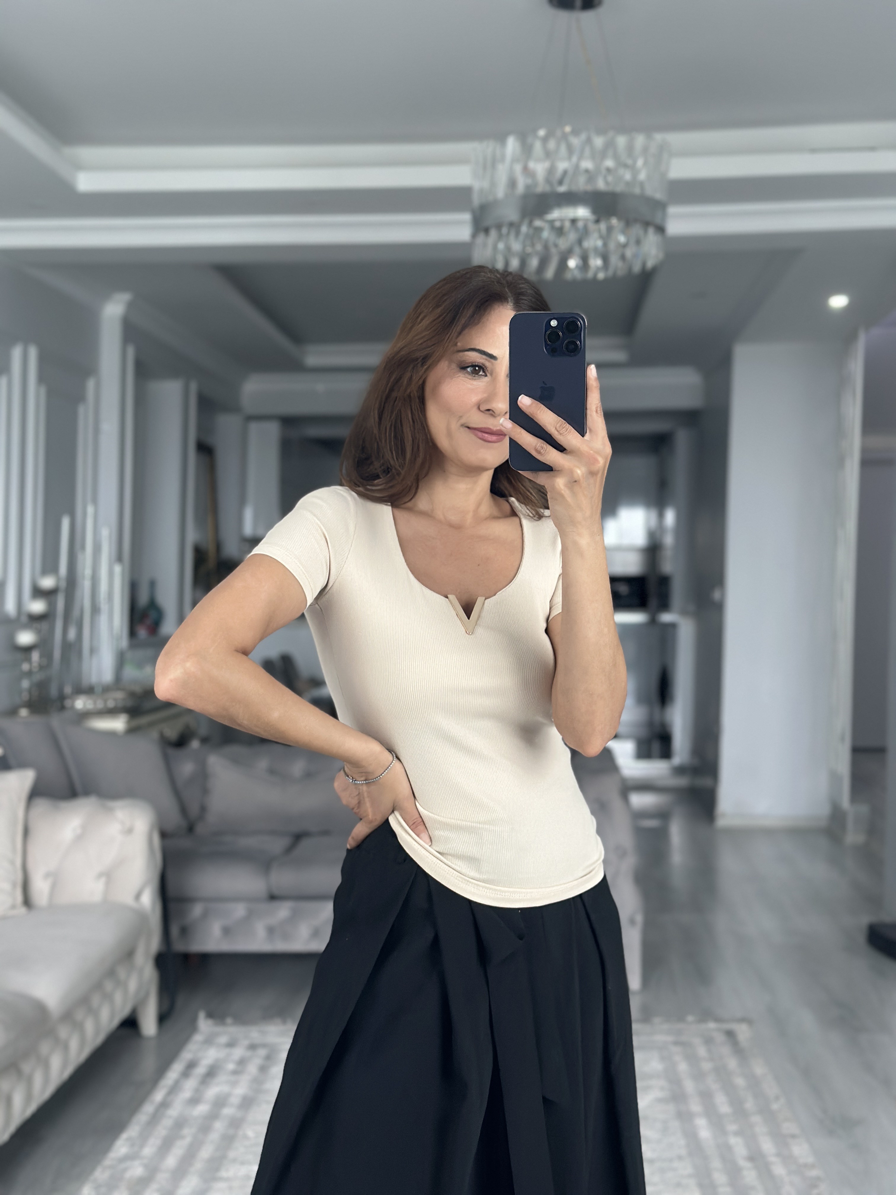 Bej Kısa Kol Gold V Demirli Kaşkorse Kadın Body