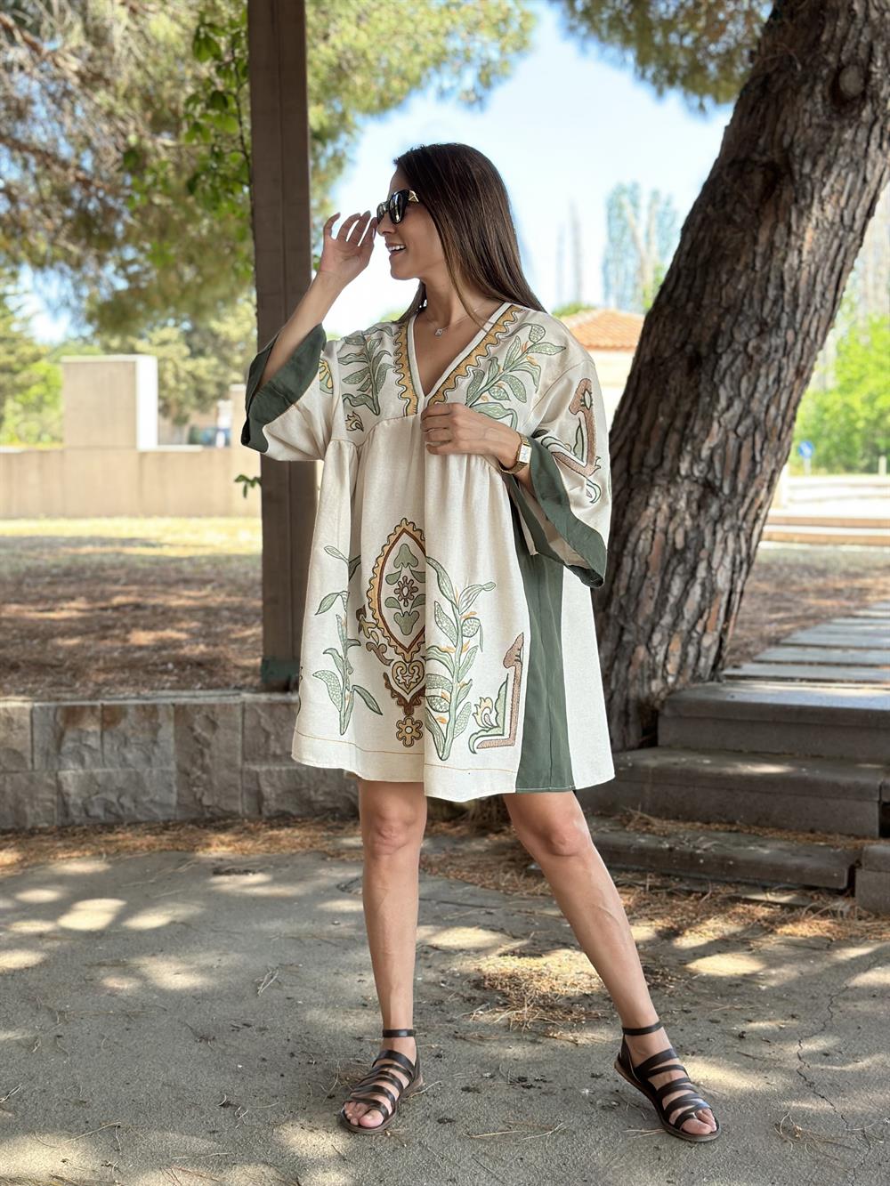 Bej Nakış İşlemeli Marka Model Kadın Elbise