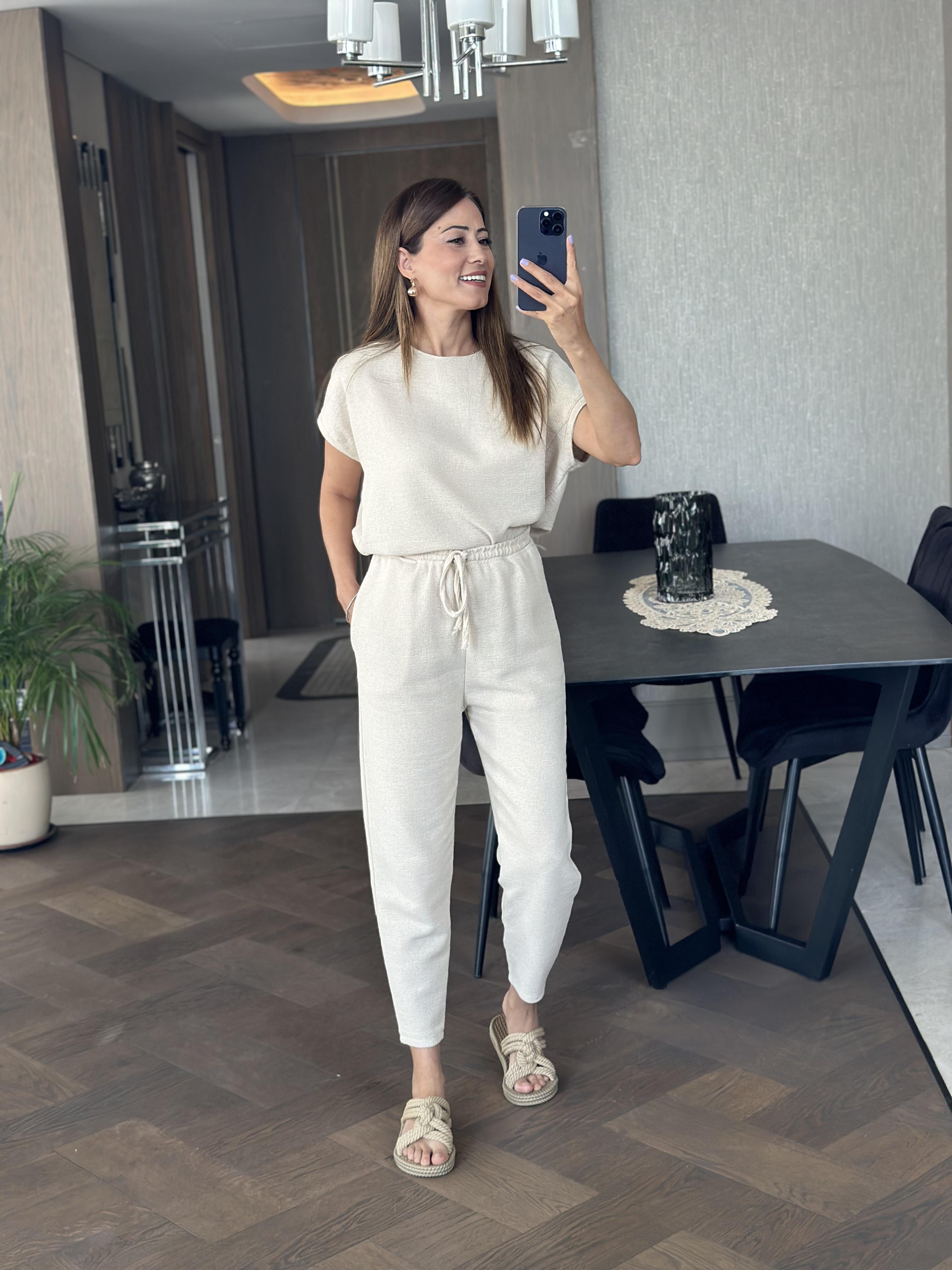Bej Petek Kumaş Düşük Kol T-Shirt Pantolon Kadın Alt Üst Takım