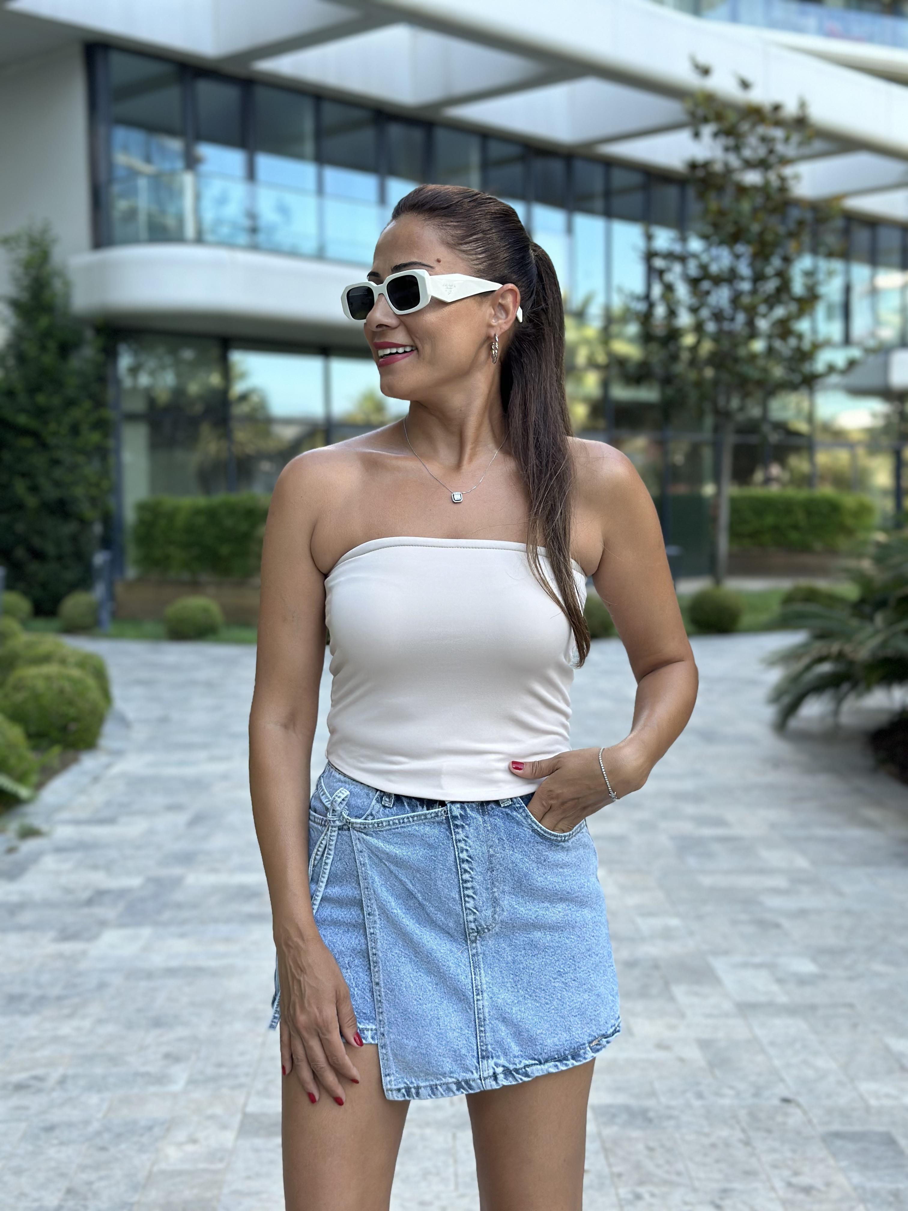 Bej Silikon Detay Kadın Büstiyer