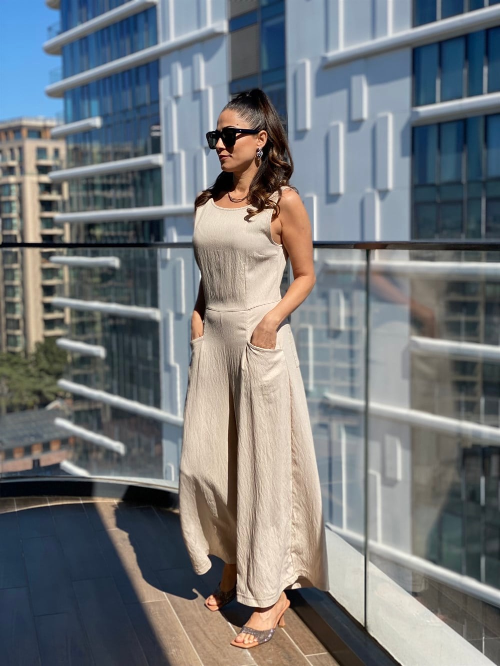 Bej Sırt Fermuarlı Dört Cepli KetenTulum