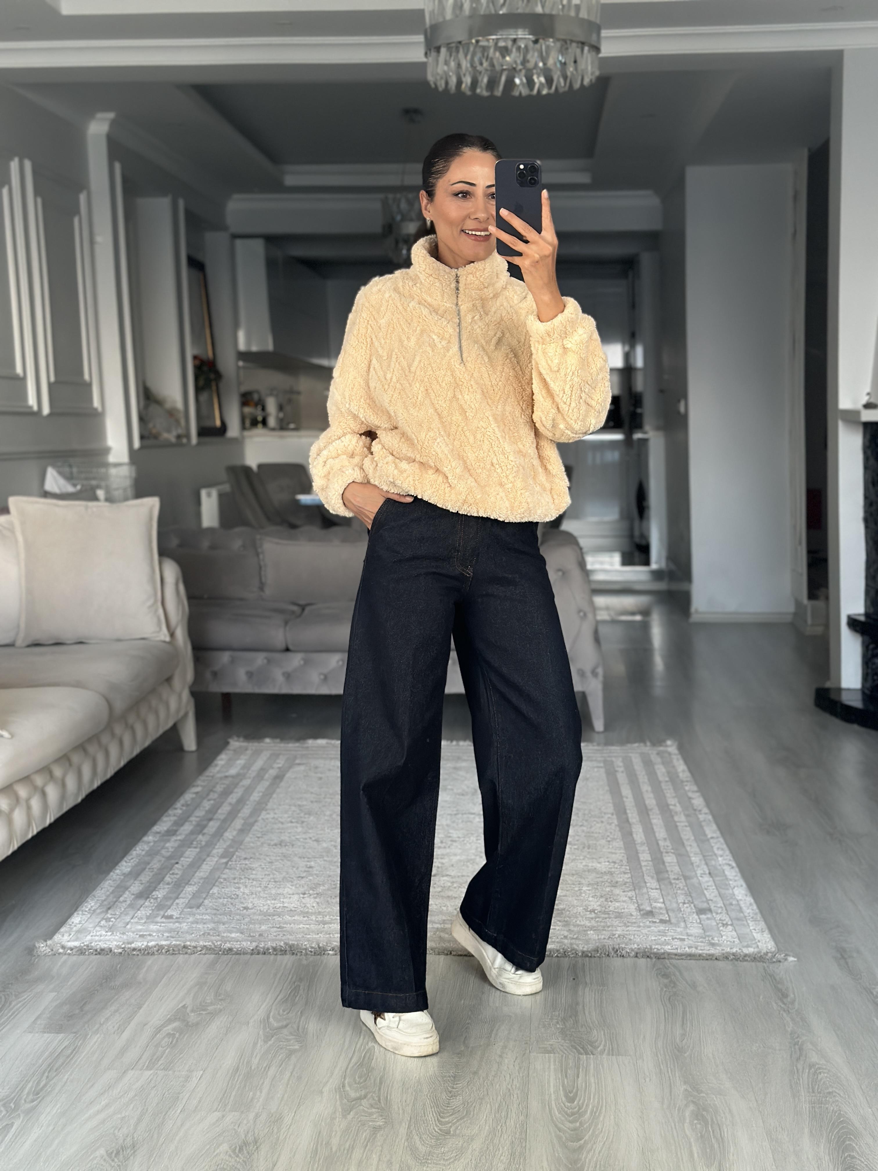 Bej Zikzak Desenli Yarım Fermuarlı  Peluş Kadın Sweatshirt