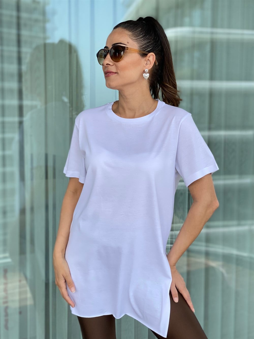 Beyaz Bisiklet Yaka Basic T-Shirt