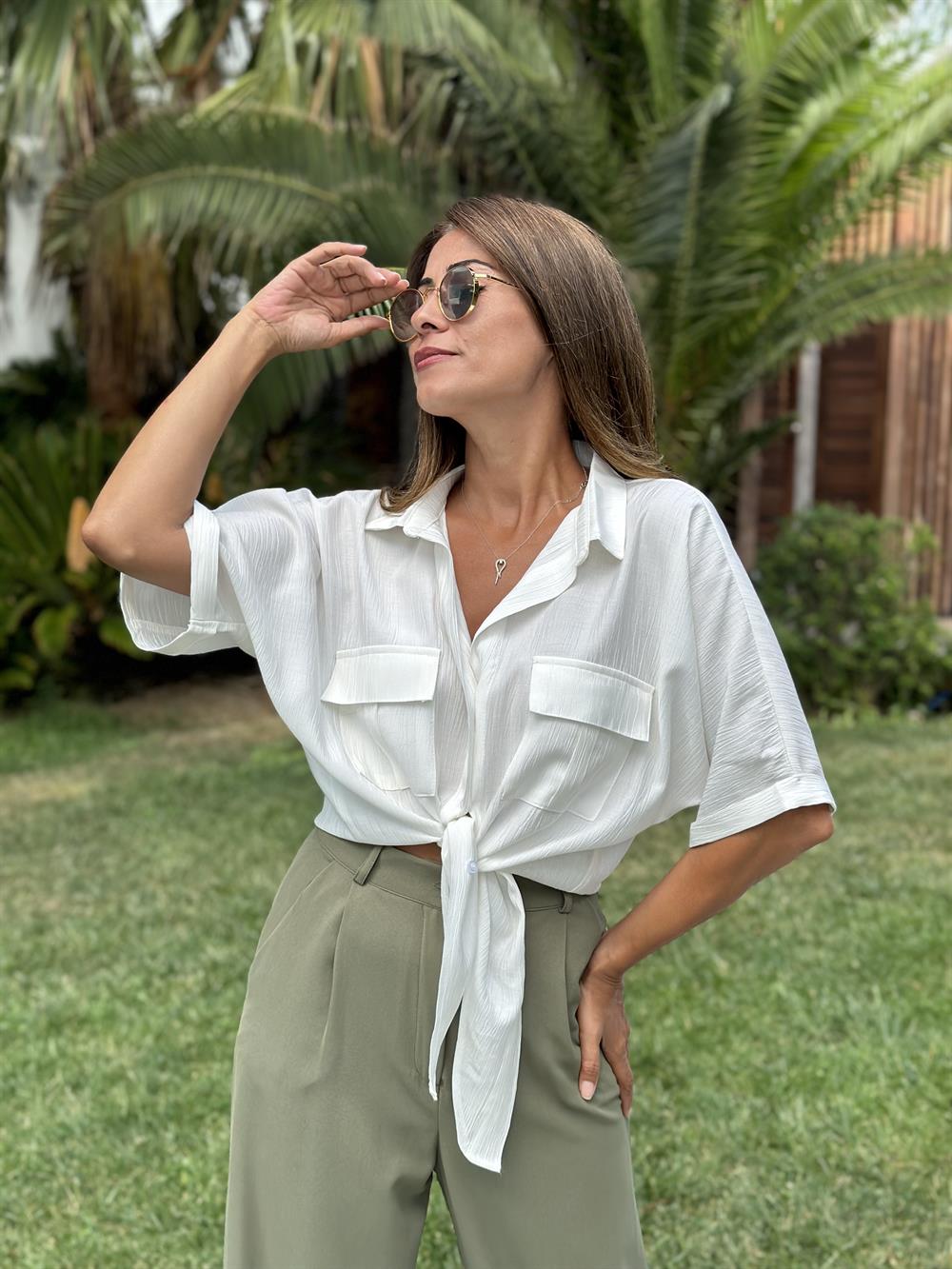 Beyaz Çift Cepli Bağlamalı Tamara Kadın Gömlek