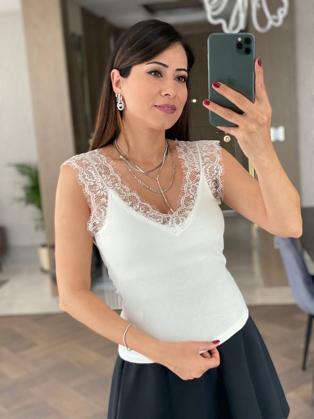 Beyaz Güpür Detay Atlet