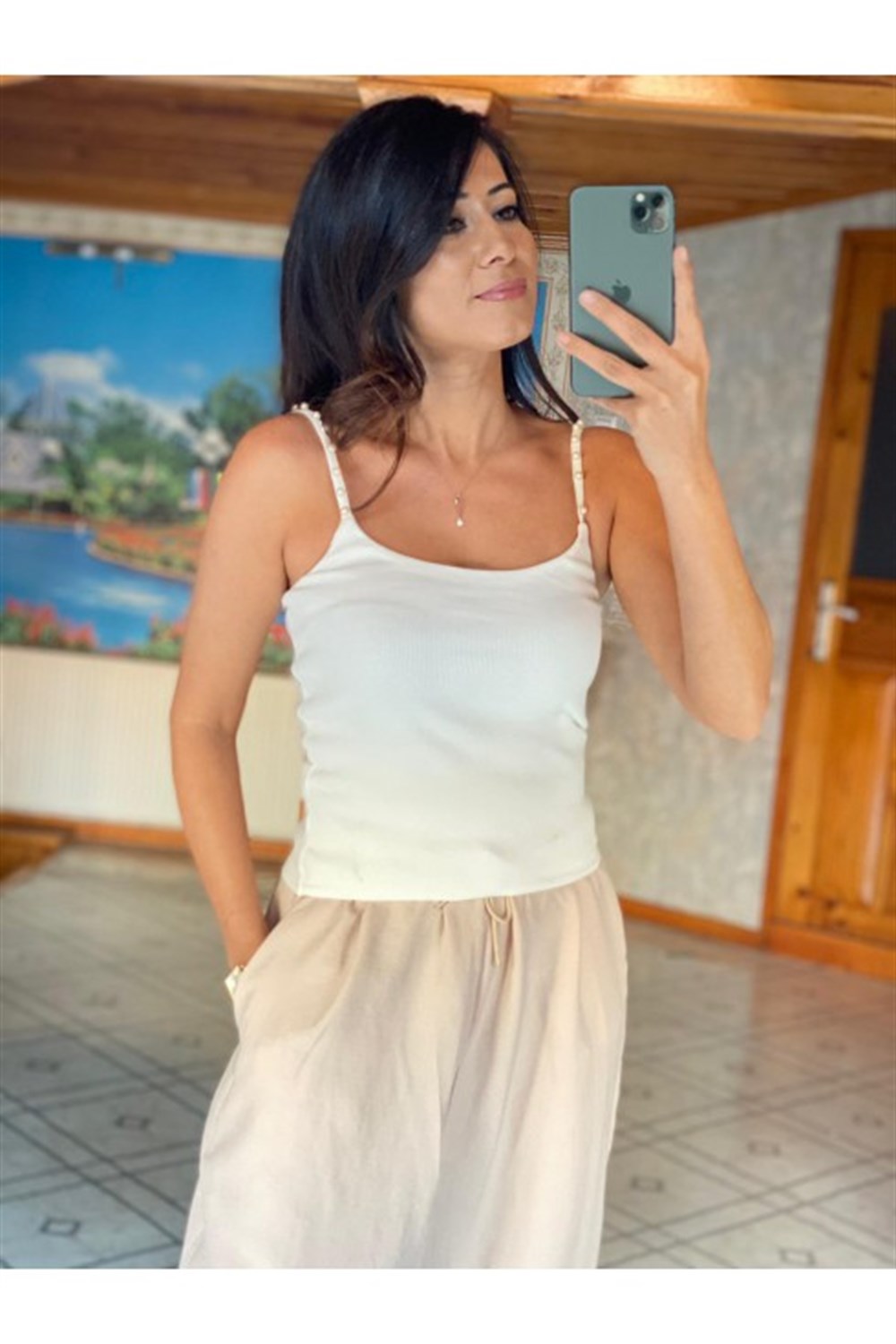 Beyaz İnci Askılı Atlet