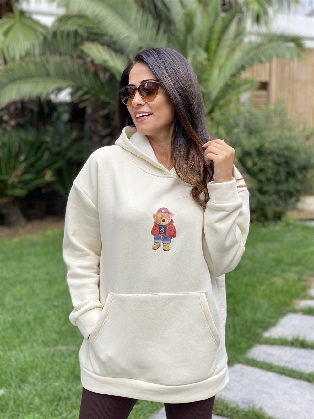 Taş Kapüşonlu Kanguru Cep Ayıcık Baskılı Kadın Sweatshirt