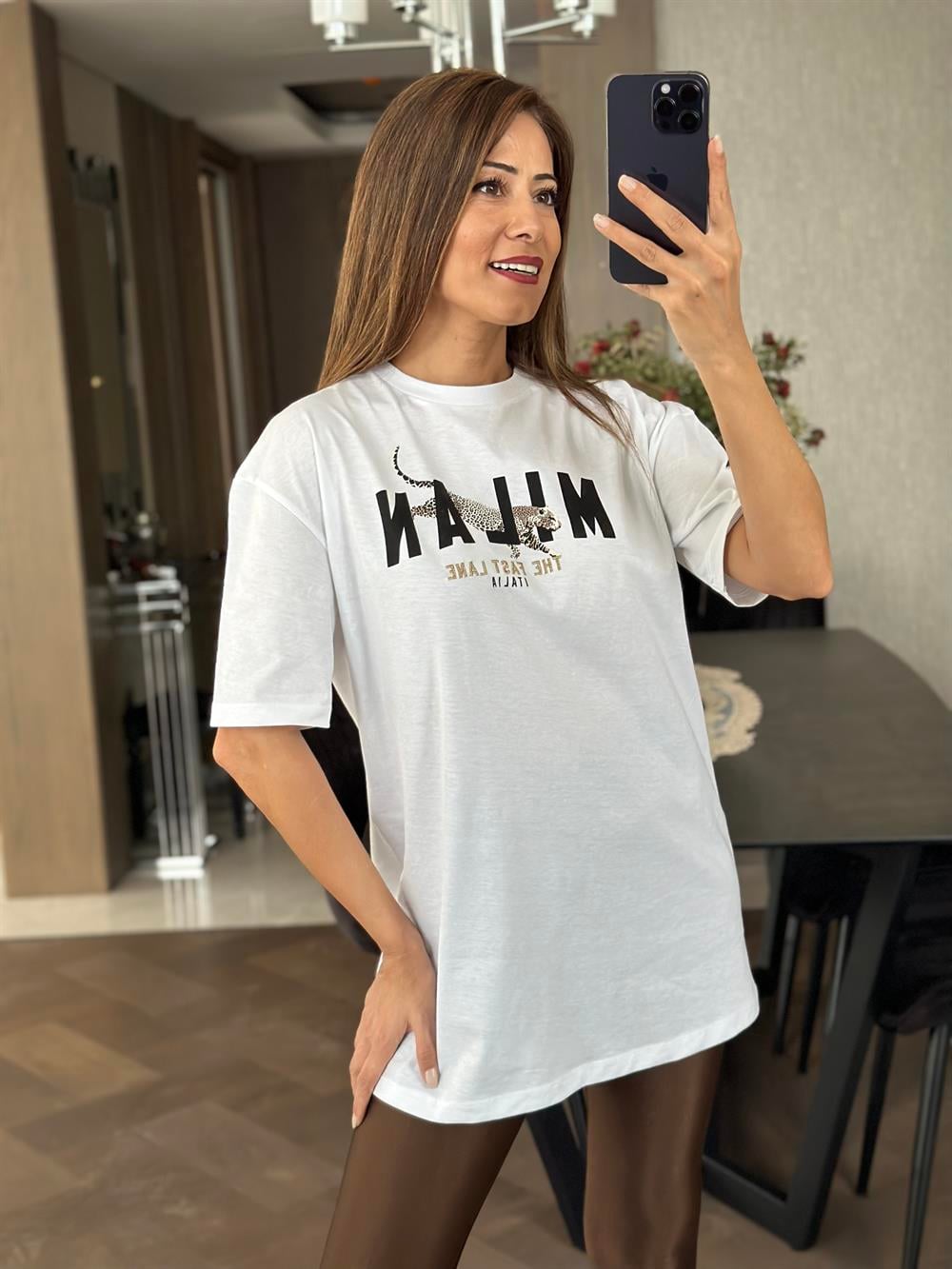 Beyaz Mılan Yazı Baskılı Kadın T-Shirt