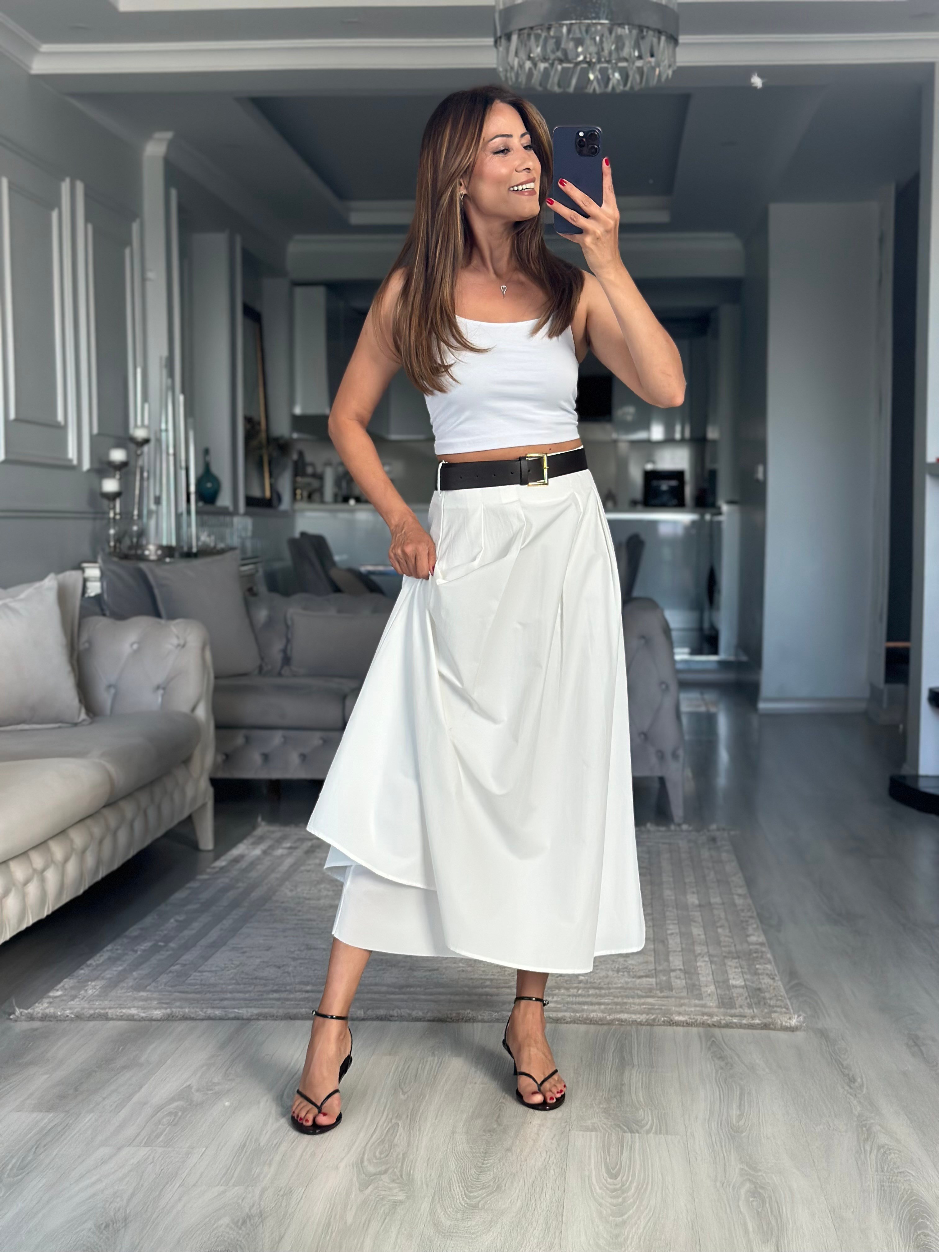 Beyaz Önü Pileli Kemerli  Midi Boy Kadın Etek