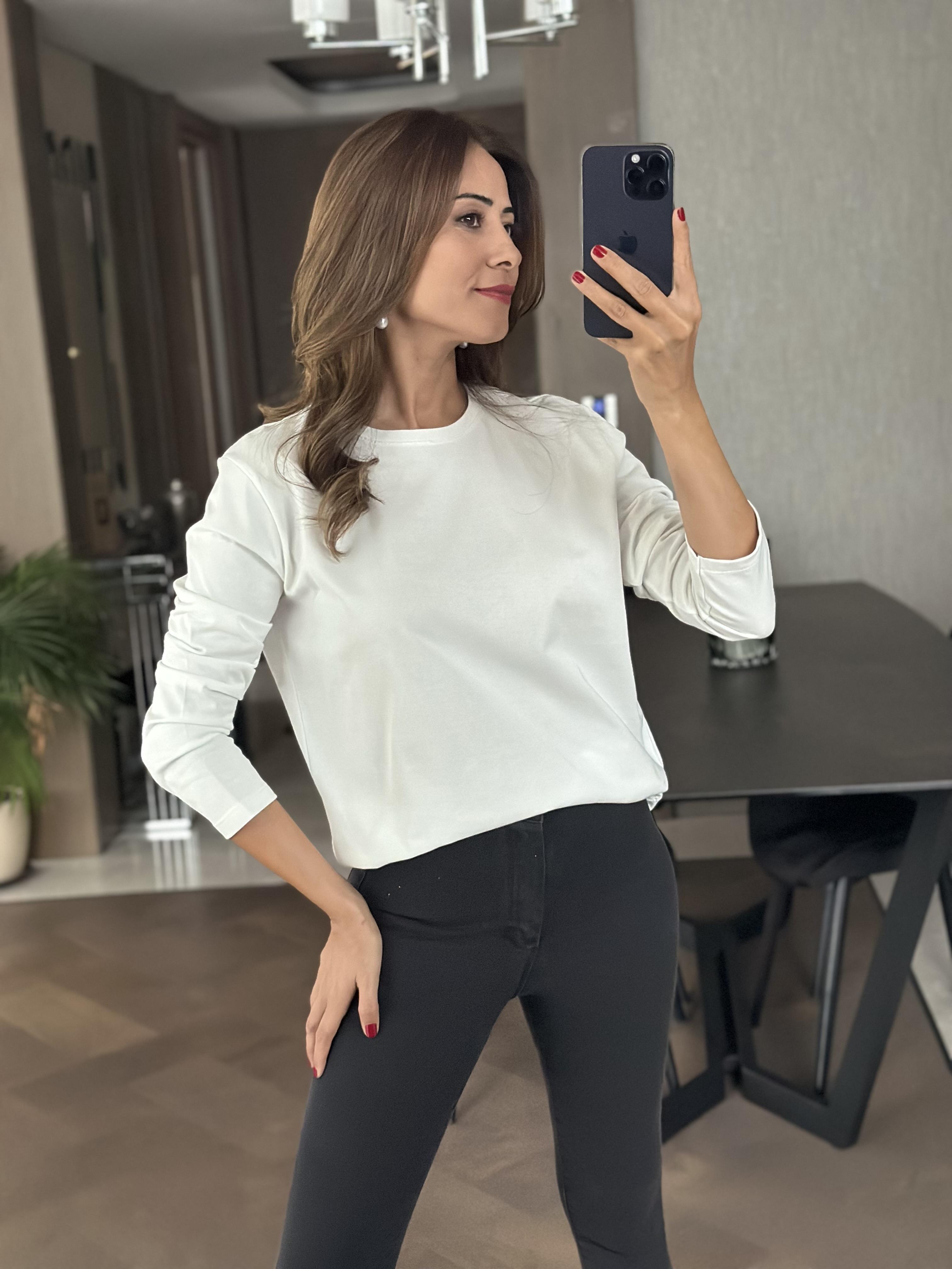 Beyaz Uzun Kollu Bisiklet Yaka Basic Kadın T-shirt