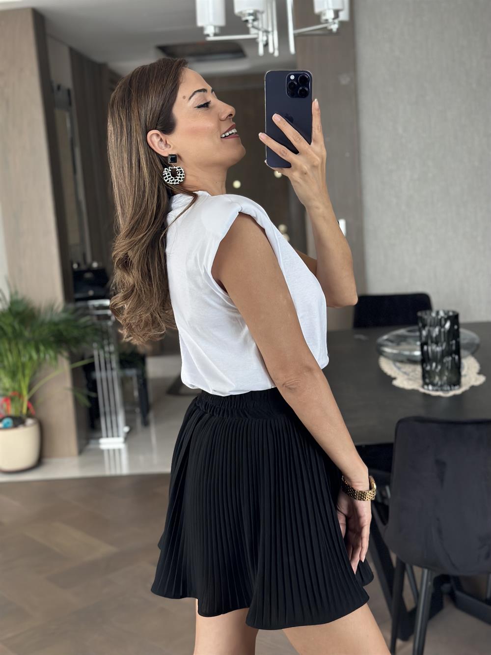 Beyaz Vatkalı Basic Kadın T-Shirt