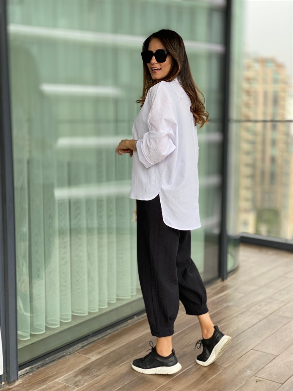 Beyaz Yarasa Kol Krinkıl Gömlek