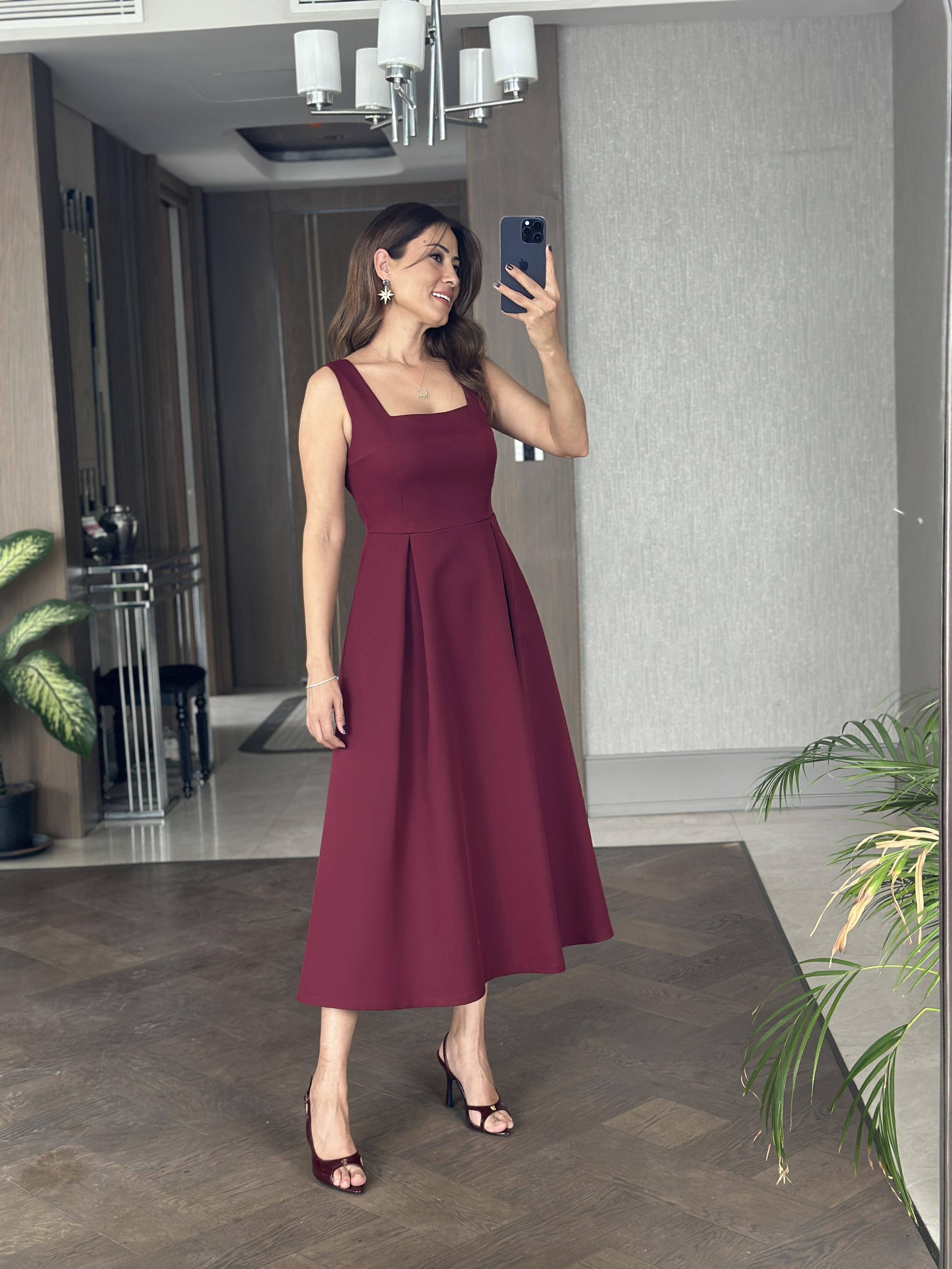 Bordo Kare Yaka Kalın Askılı Arkası Fermuarlı Kadın Midi Boy Elbise 