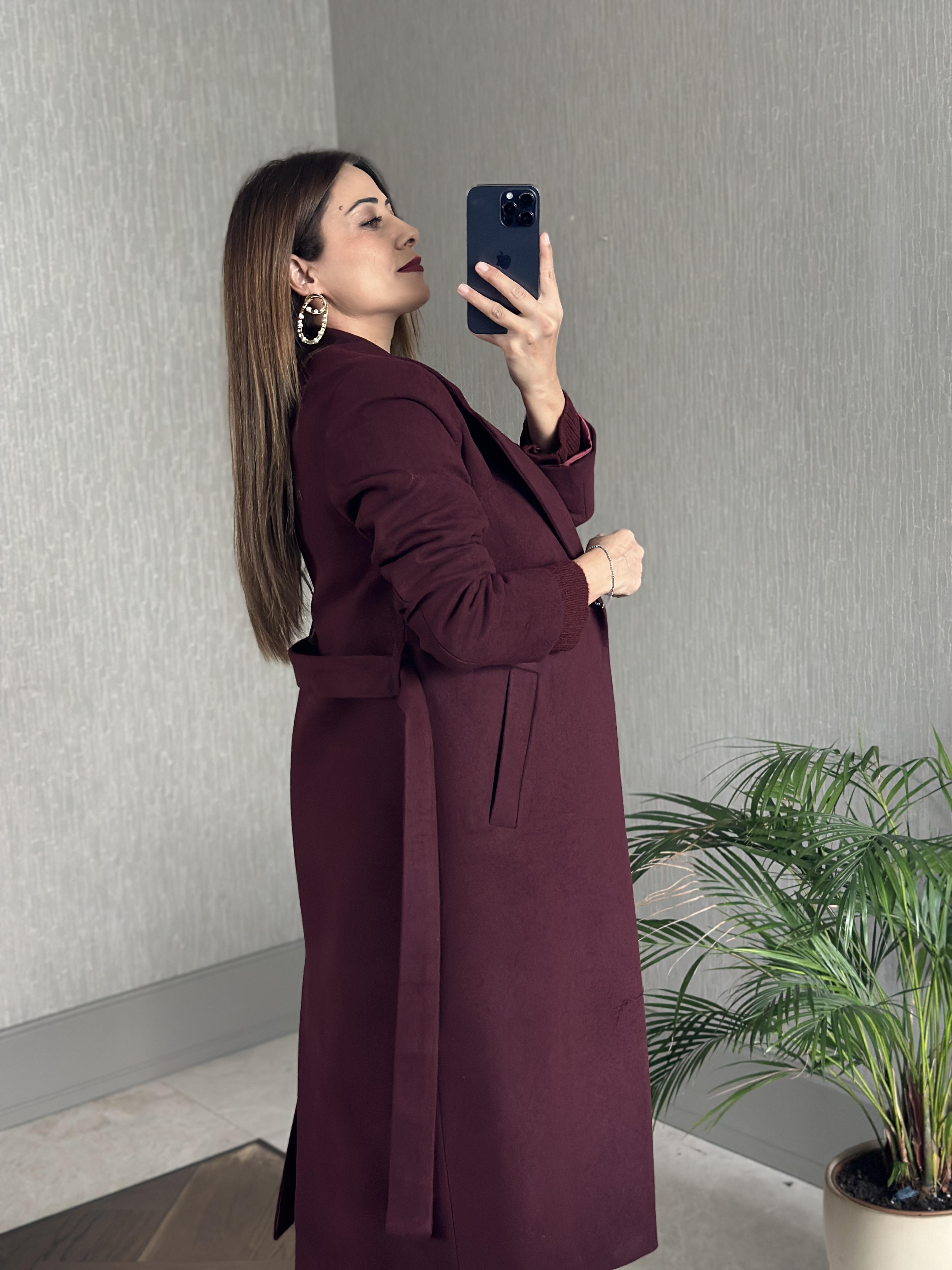 Bordo Kuşaklı Kesik Yaka Kaşe Kadın Kaban