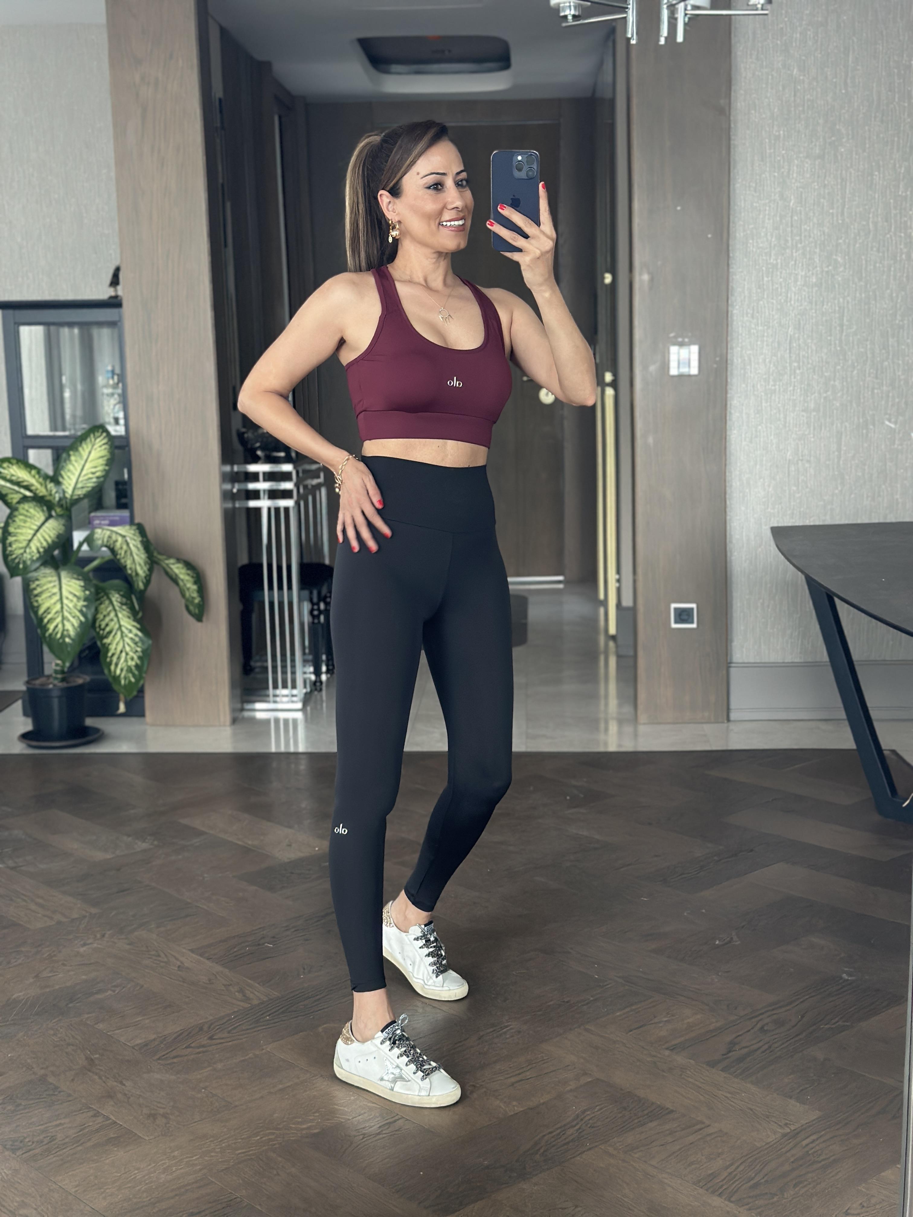 Bordo U Yaka Kabartma Logolu Kadın Sporcu Crop Body